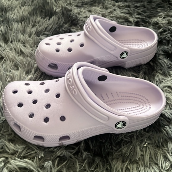 CROCS - Picture 2 of 5